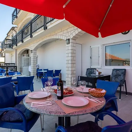 Bed and breakfast Marina