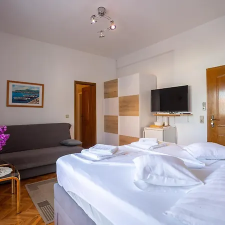 Bed and breakfast Marina