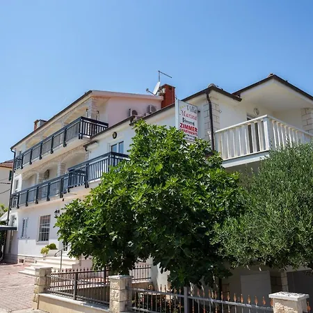 Marina Bed & Breakfast *