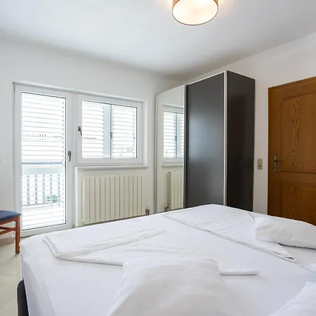 Marina Bed & Breakfast